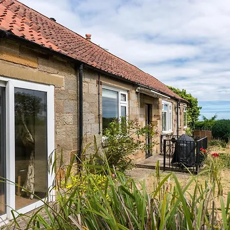 Sea View Cottage, Dunsley بيت للعطل ساندسيند